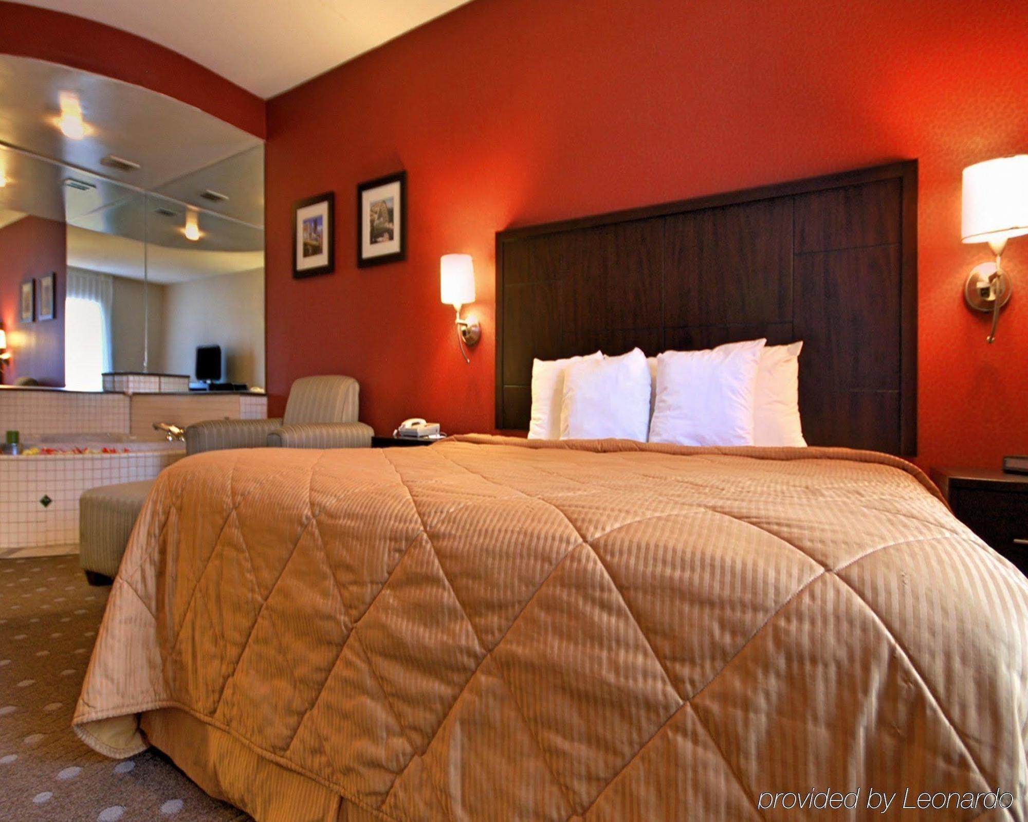 Comfort Inn 3*